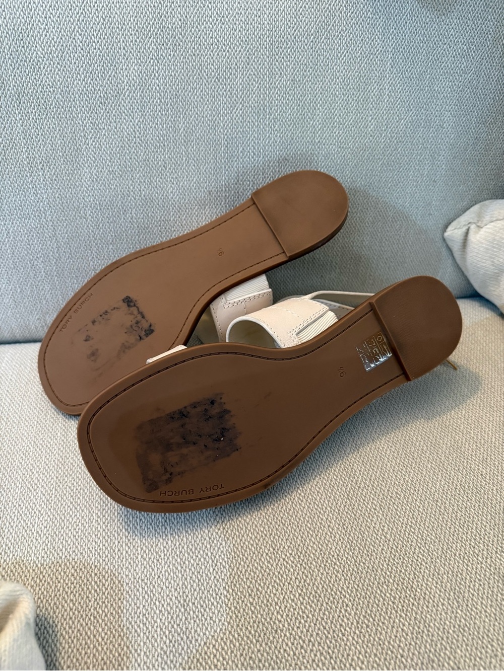 Tory Burch mini Everly back strap Cream Leather Logo Slingback Sandals - Picture 4 of 5